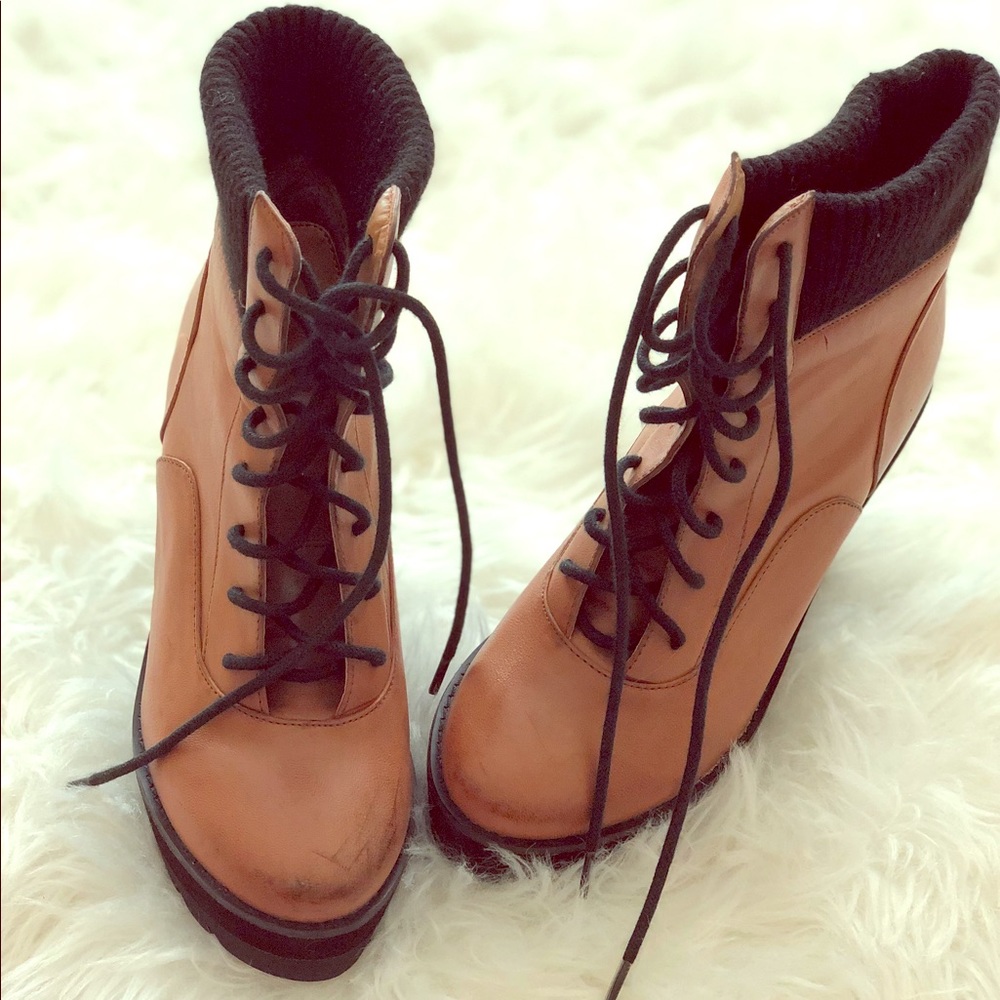 Deena & Ozzy Wedge Boot